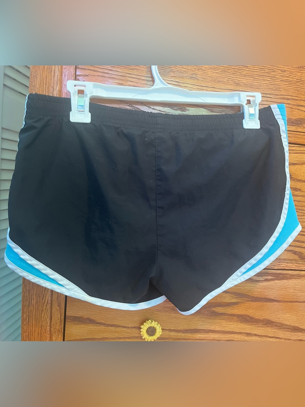 Arizona Jean Company Black Activewear Shorts with Aqua Lining - Picture 2 of 7